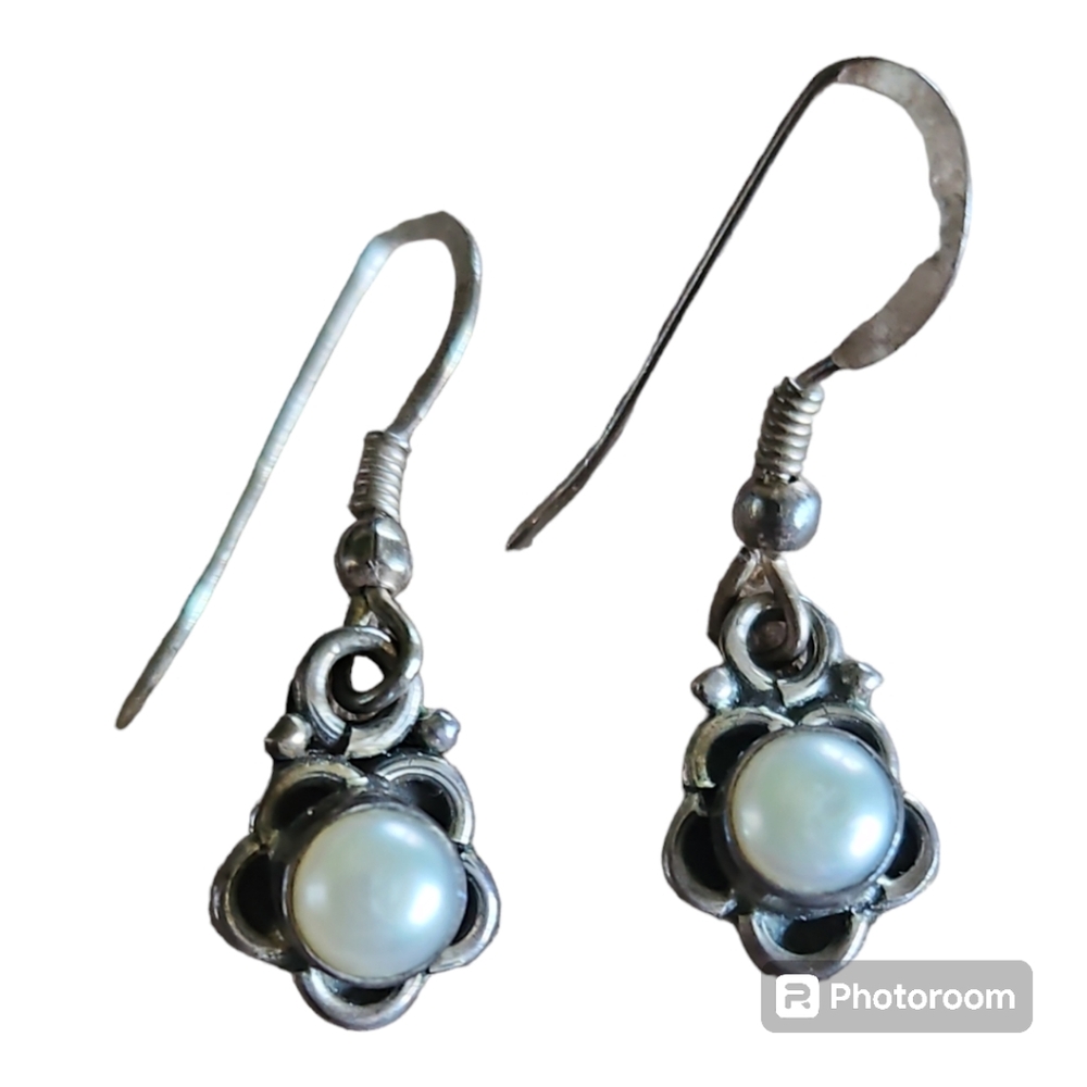 Pearl and Sterling Silver Drop Earrings - Picture 1 of 2